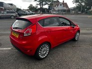Ford Fiesta 1.0T Eco Boost Titanium Euro 5 S/S 5 Door 6