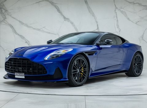 Aston Martin DB12 V8 1