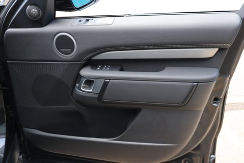 Land Rover Discovery BRAND NEW COMMERCIAL DYNAMIC HSE 22 inch wheels   19