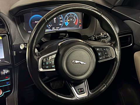 Jaguar F-Pace S 3.0 V6 D300 AWD AUTOMATIC 15