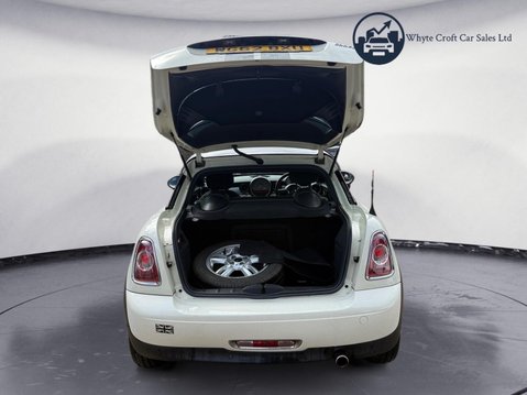 Mini Coupe 1.6 Cooper Euro 5 (s/s) 2dr 23