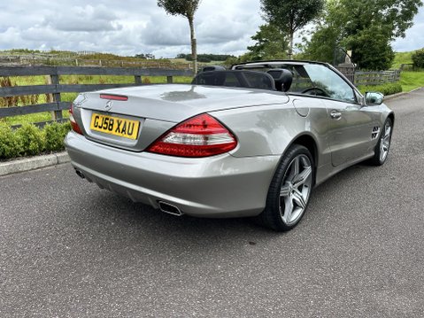 Mercedes-Benz SL Series SL350 13