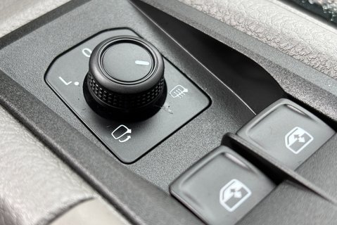 Volkswagen Crafter CR35 177 ps Tdi Trendline 4Motion DSG Panel Van - Diff Lock 41