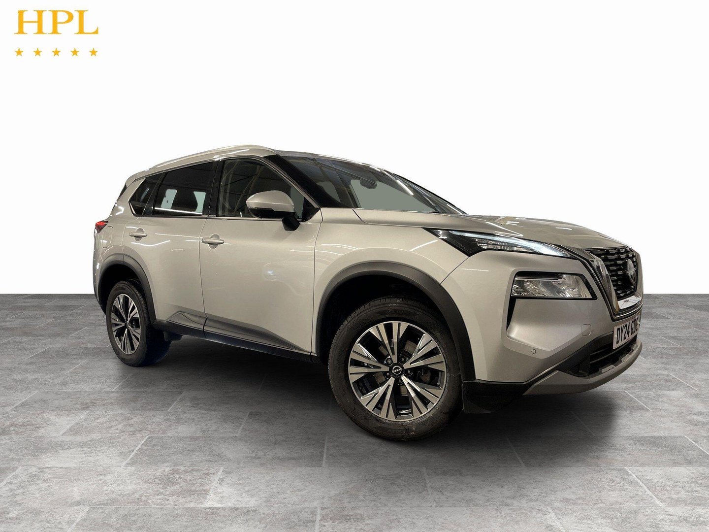 Nissan X-TRAIL listing photo