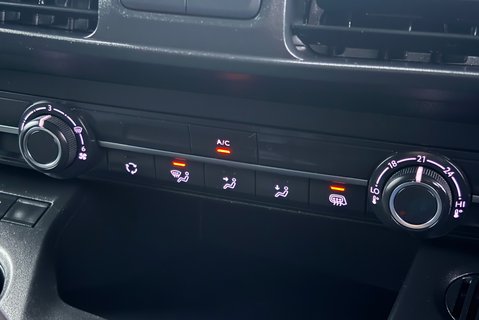 Vauxhall Combo L2H1 2300 Dynamic Panel Van 19