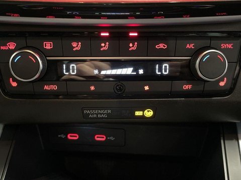 SEAT Arona 1.0 TSI FR Sport SUV 5dr Petrol Manual Euro 6 (s/s) (110 ps) Parking Sensor 49