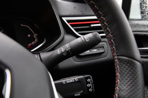 Renault Clio RS LINE TCE 18