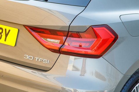Audi A1 SPORTBACK TFSI S LINE 9