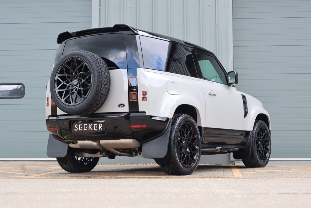 Land Rover Defender 90 2026 Brand NEW  HARD TOP STYLED BY SEEKER AIR SUSPENSION AND JUMP SEAT  8