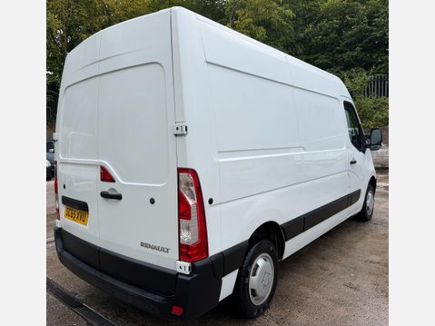 Renault Master 2.3 dCi 33 Business+ Panel Van 5dr Diesel Manual FWD MWB Medium Roof Euro 5 13