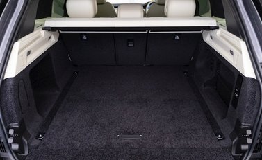 Land Rover Range Rover P400 HSE 29