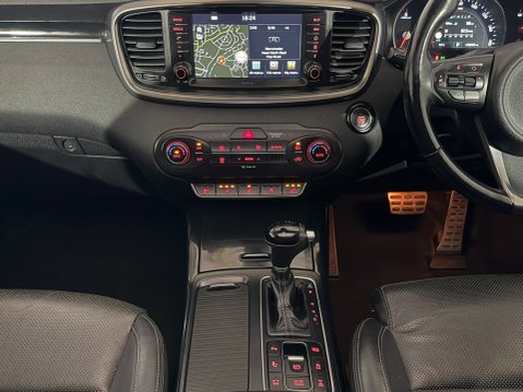 Kia Sorento CRDI KX-4 ISG 25
