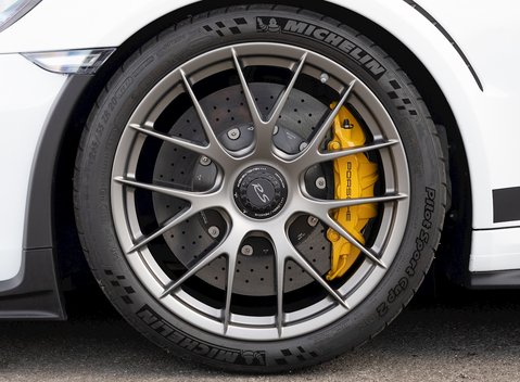 Porsche 911 (991.2) GT3 RS Weissach 10