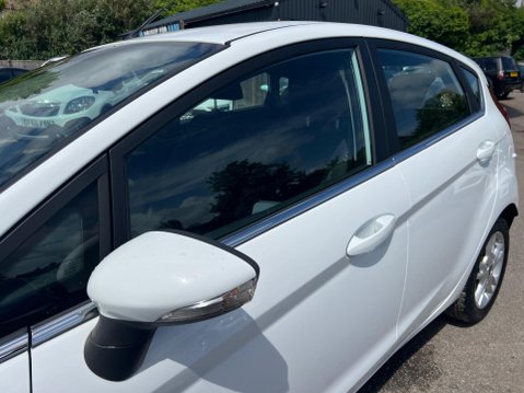 Ford Fiesta 1.0T EcoBoost Zetec Euro 6 (s/s) 5dr 14
