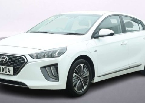 Hyundai IONIQ 1.6 h-GDi 8.9kWh Premium Hatchback 5dr Petrol Plug-in Hybrid DCT Euro 6 (s/ 5