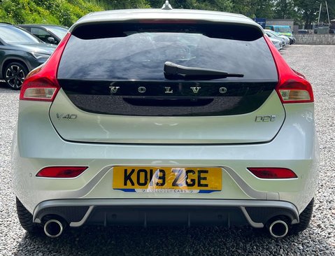 Volvo V40 2.0 V40 R-Design Edition D2 Auto 5dr 7