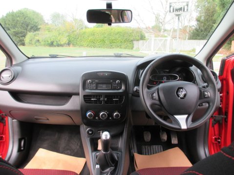 Renault Clio 1.2 16V Play Euro 6 5dr 15