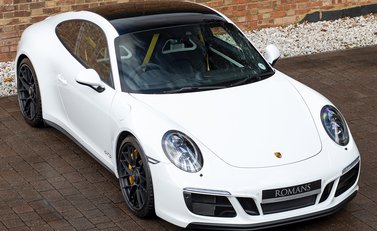 Porsche 911 (991.2) Carrera 4 GTS 8