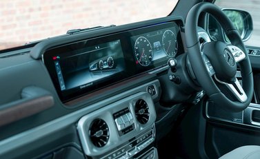 Mercedes-Benz G Series AMG Line 17