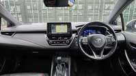 Toyota Corolla 2.0 VVT-h Excel Hatchback 5dr Petrol Hybrid CVT Euro 6 (s/s) (184 ps) 6