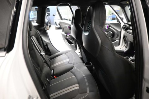Mini Hatch 1.5 Cooper Sport Auto 5dr 19
