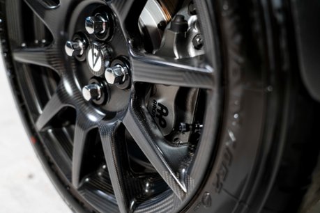 Ariel Atom 4 R 400 BHP. OVER £55K IN EXTRAS. 6-SPEED SEQUENTIAL. CARBON WHEELS & PANELS. 11