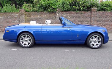 Rolls-Royce Phantom Drophead Coupe 3