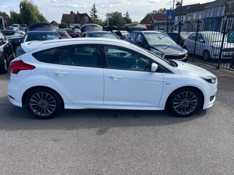 Ford Focus 1.5T EcoBoost ST-Line Auto Euro 6 (s/s) 5dr 7