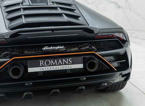 Lamborghini Huracan STERRATO 26