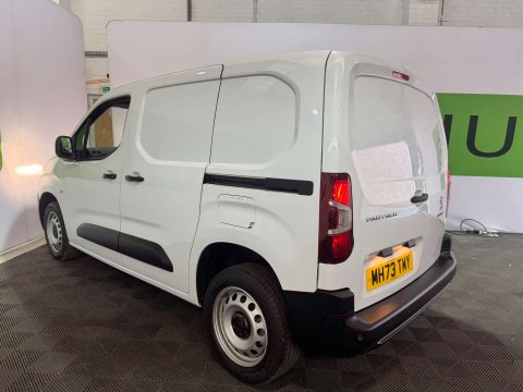 Peugeot Partner 1.5 Partner Professional Premium+ BHDi 7