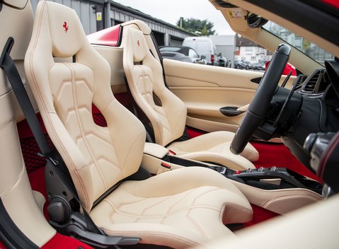 Ferrari 488 Spider 14