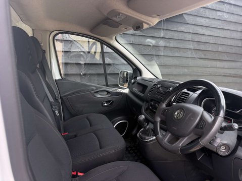 Vauxhall Vivaro 1.6 Vivaro 2900 Sportive CDTi 25