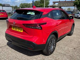 Nissan Qashqai 1.3 Qashqai Acenta Premium DiG-T MHEV 5dr 9