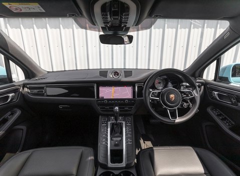 Porsche Macan S 19