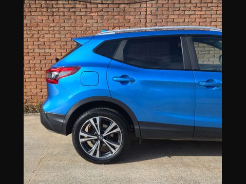Nissan Qashqai 1.5 Qashqai N-Connecta dCi 5dr 14