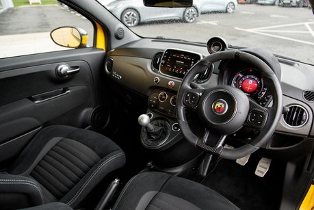 Abarth 500 595 COMPETIZIONE