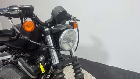 Harley-Davidson Sportster 883 IRON 2010 ONLY 4K NEW MOT SERVICED VERY CLEAN CRUISER BIKE 883CC 44