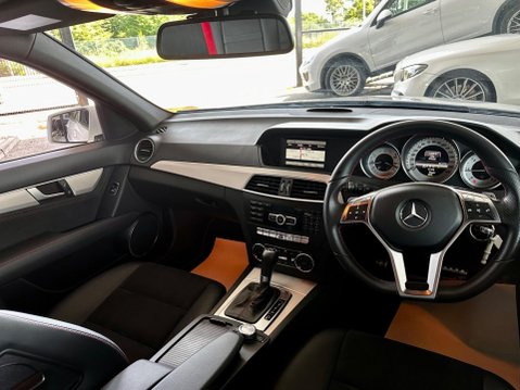 Mercedes-Benz C Class 2.1 C220 CDI BlueEfficiency AMG Sport Plus G-Tronic+ Euro 5 (s/s) 5dr 37