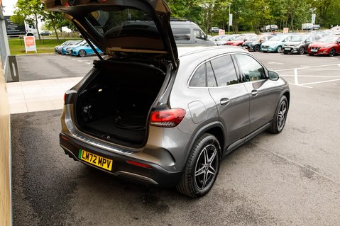 Mercedes-Benz EQA EQA 350 4MATIC AMG LINE 42
