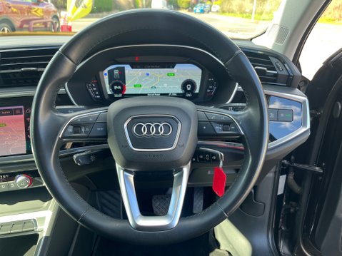 Audi Q3 TFSI SPORT 12