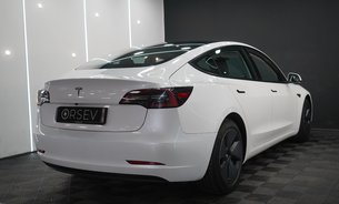 Tesla Model 3 RWD GROK AI Ryzen 1 Owner Adaptive LEDs Heat Pump Pano Roof LFP Batt VATQ 7
