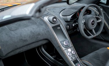 McLaren 675LT Spider 18