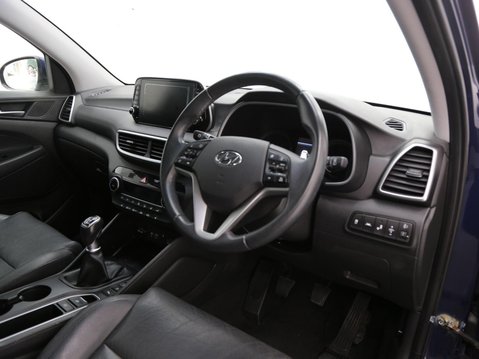 Hyundai TUCSON 1.6 GDi Premium Euro 6 (s/s) 5dr 21