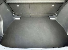 Toyota C-HR 1.8 C-HR Design HEV CVT 5dr 63