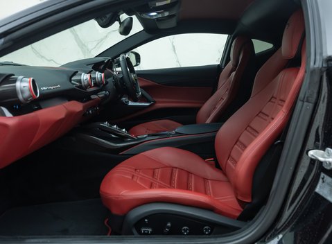 Ferrari 812 Superfast 15