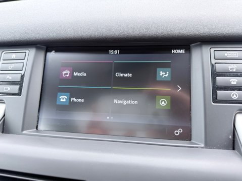 Land Rover Discovery Sport 2.0 TD4 HSE AUTOMATIC 17