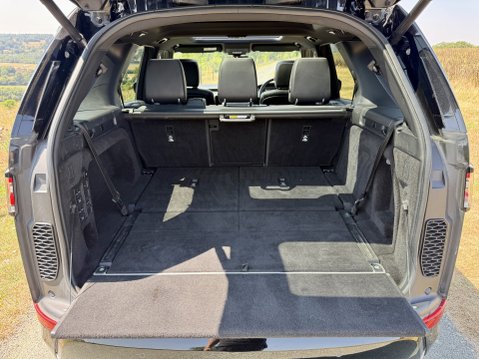 Land Rover Discovery SD6 HSE 40