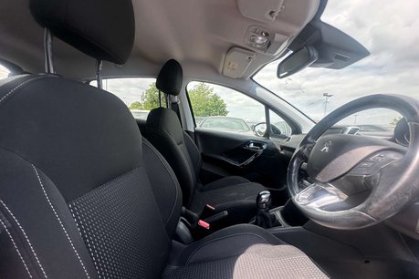Peugeot 208 1.2 PureTech Tech Edition Hatchback 5dr Petrol Manual Euro 6 (s/s) (82 ps) 15
