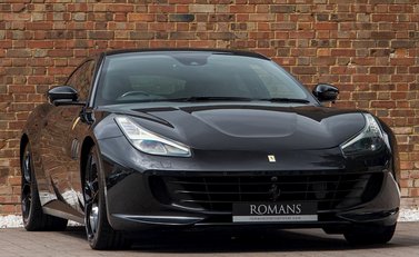 Ferrari GTC4 Lusso 1