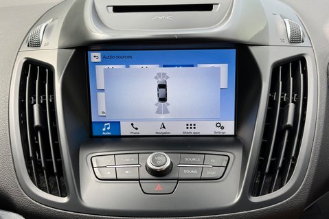 Ford Kuga ST-LINE AUTOMATIC -ONE OWNER- FORD SERVICE HISTORY - APPLE CARPLAY 38